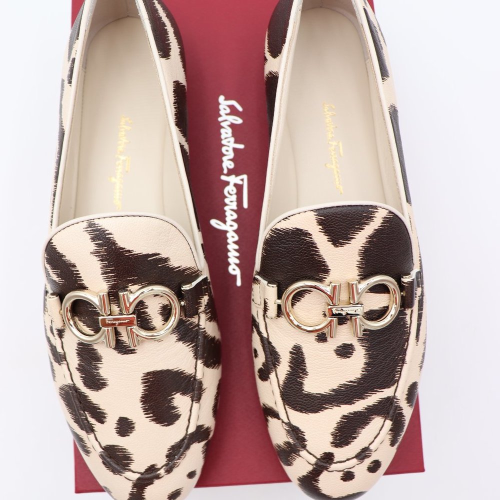 NIB Salvatore Ferragamo Trifoglio Gancini Bit Leopard Print Loafers Flats - Picture 11 of 16